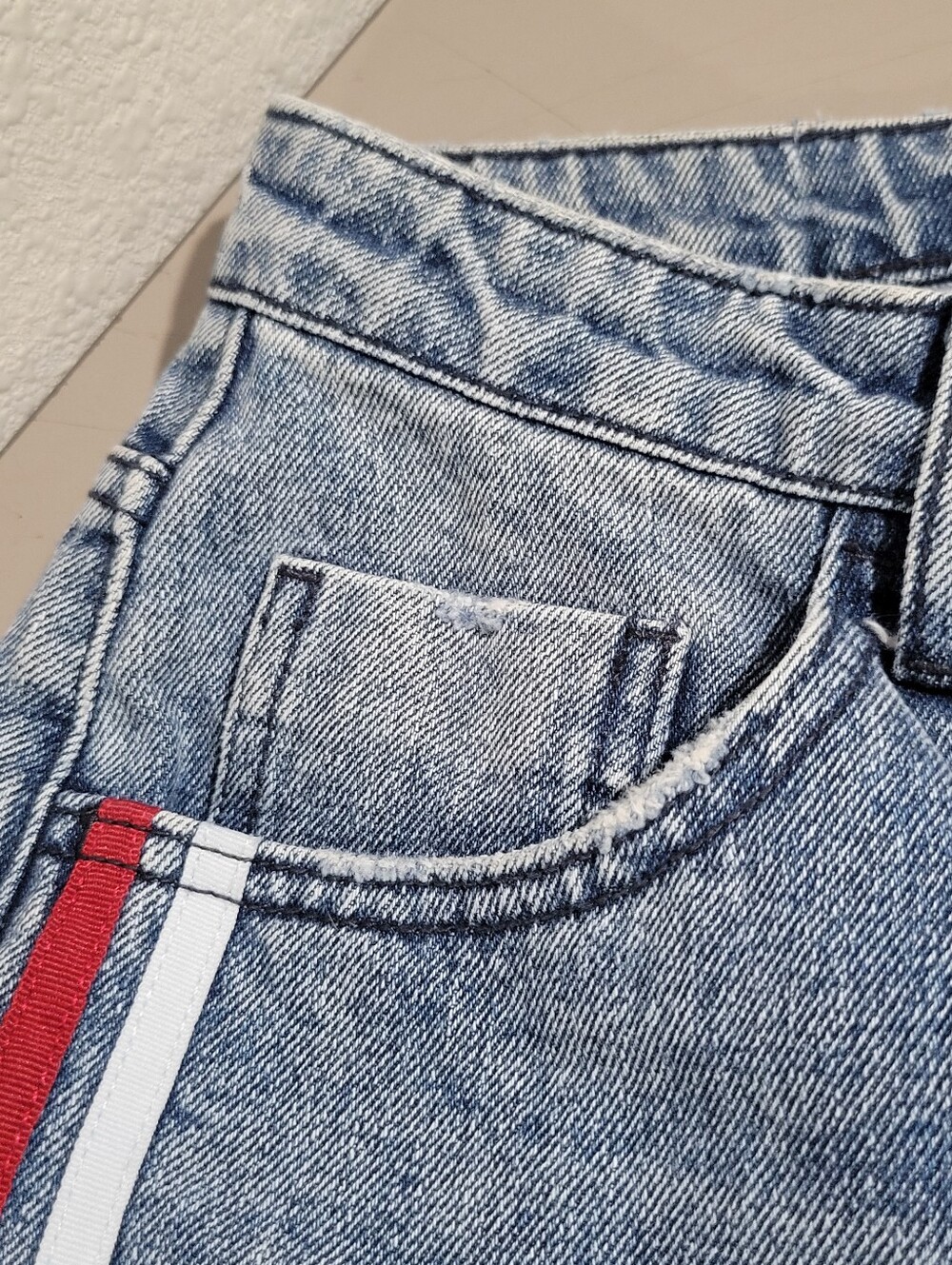 One × One Teaspoon High Waist Baggy Striped Jeans Light Wash Distressed Size 29 - Picture 11 of 15